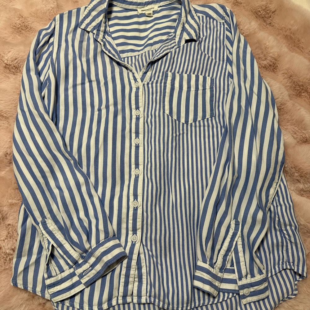beachlunchlounge Blue and White Striped Top